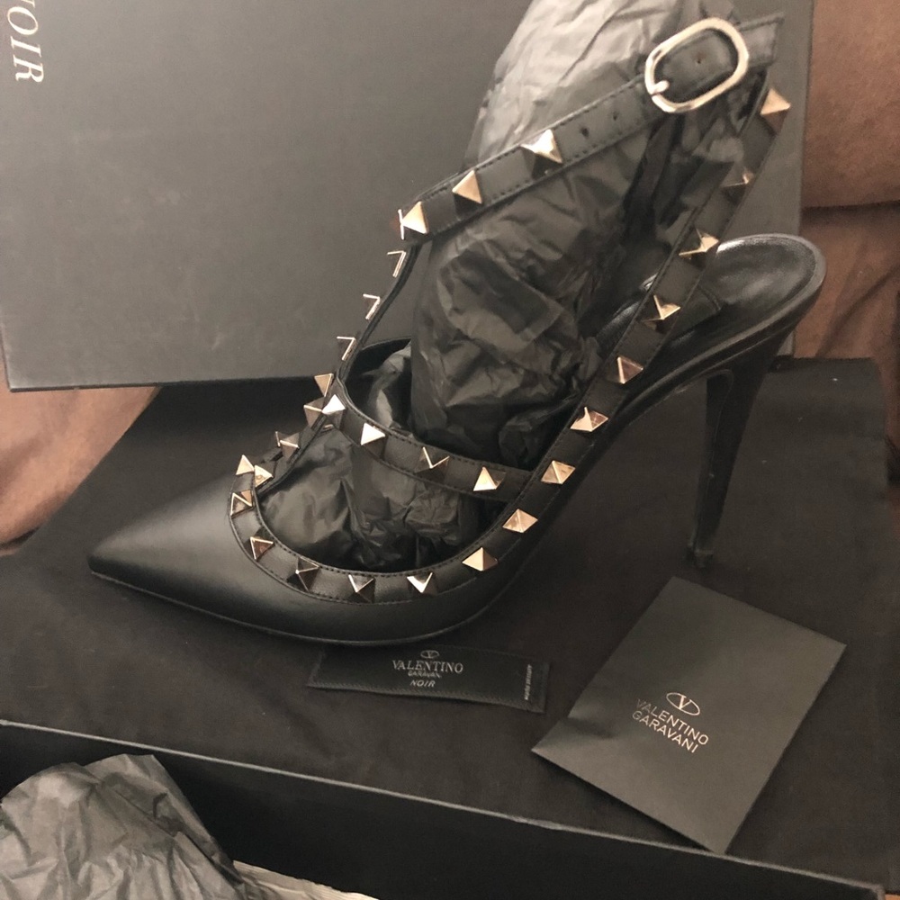 Valentino noir rock stud heels